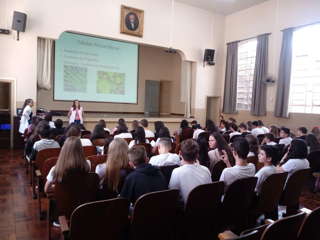 Residência pedagógica prepara alunos para o PAC