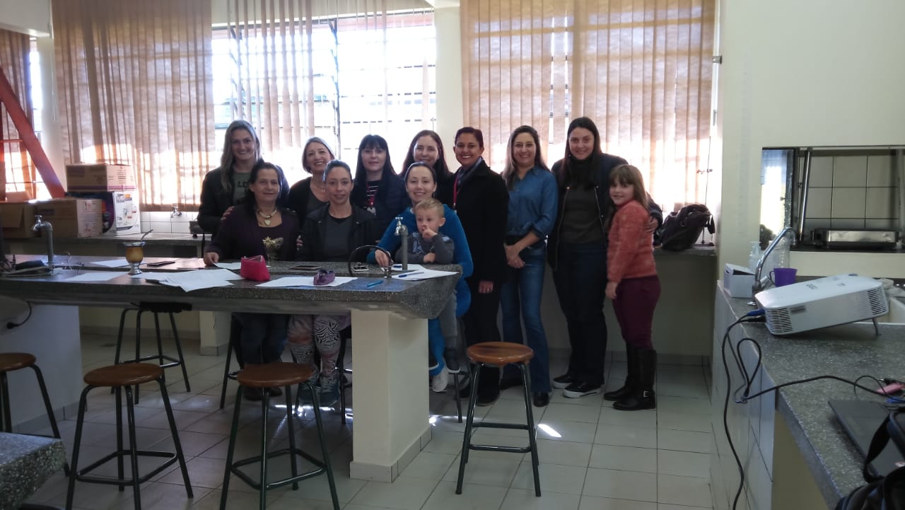 Professores do Colégio Estadual do Campo Dom Pedro I participam de projeto de extensão em Modelagem Matemática.