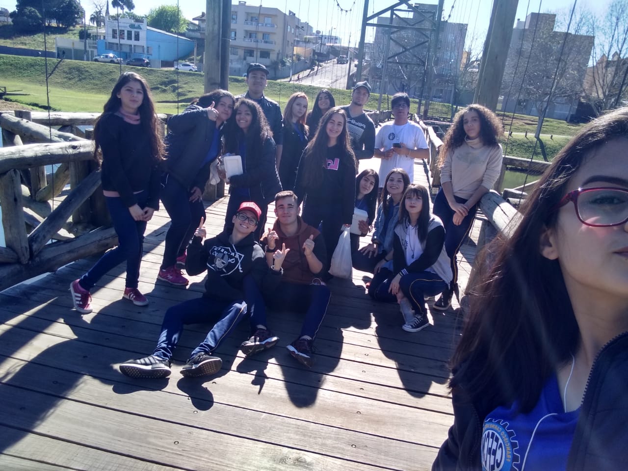 Alunos do curso Técnico em Meio Ambiente realizam coleta de material no Parque do Lago