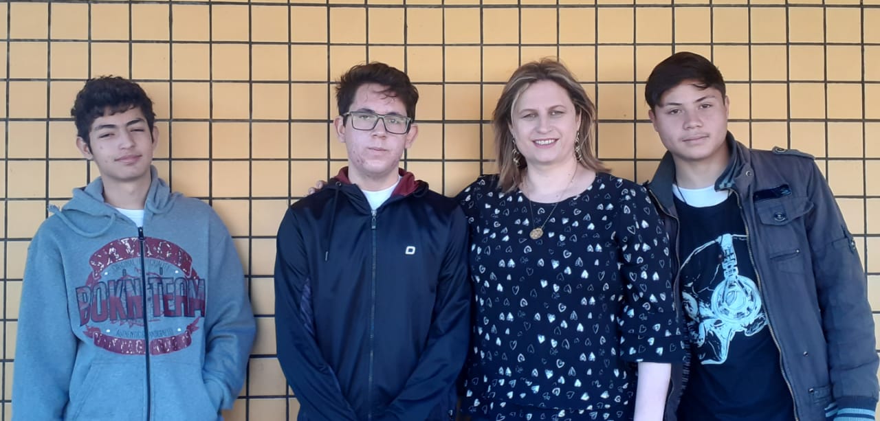 Alunos do C.E. Liane Marta da Costa são selecionados para a Fase Estadual da 6ª Edição da Olimpíada de Língua Portuguesa
