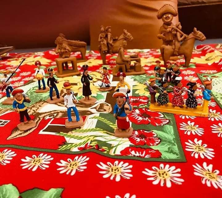 Exposição da Cultura Popular Nordestina: a arte na prática!