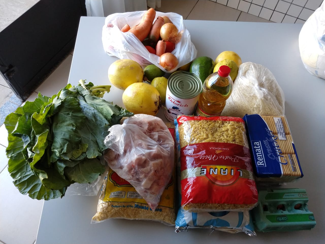 Mobilização para entrega dos kits de merenda escolar não para!