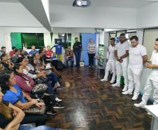 Apresentação dos cursos técnicos do Colégio Est. Ana Vanda Bassara no CEEBJA Guarapuava