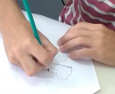 Alunos da Sala de Recursos trabalhando o gênero textual: Propaganda
