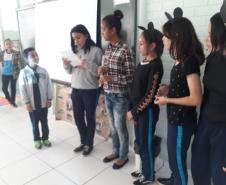 Alunos dos 7º Anos em uma “Releitura dos Contos de Fadas”.