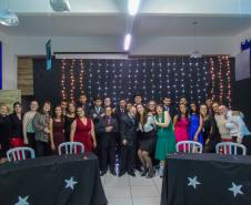 Noite de autógrafos no CEEBJA Guarapuava
