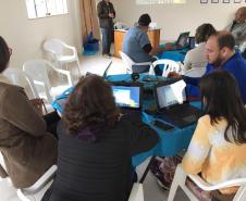 Formação: Laboratório móvel para adm local