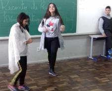 QUEM RECONTA UM CONTO MODIFICA ALGUM PONTO