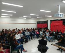 Falando Sério - CE Leni Marlene
