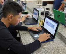 Aula de ciências com uso do Laboratório Móvel