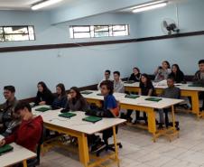 Palestra aborda tema das relações históricas da gastronomia brasileira.
