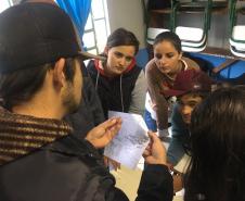 Oficinas de Aprendizagem Criativa no Colégio Estadual do Campo Cornélio Pires Ribeiro.