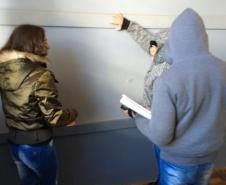 Aula prática de Física, no Colégio Estadual do Campo Prof. Luiz Andrade.