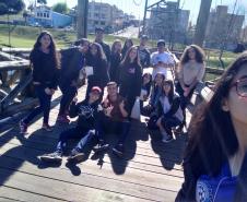 Alunos do curso Técnico em Meio Ambiente realizam coleta de material no Parque do Lago