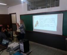 Profissionais do Colégio Estadual Santo Antonio participam da palestra motivacional: “Relações interpessoais e a relação de si mesmo”.