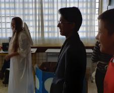 Da crítica social e política da sociedade atual à dramatização: uma prática dos alunos do C.E. do Campo Prof. Maria de Jesus P. Guimarães