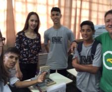 Colégio Estadual Ana Vanda Bassara realiza Feira Cultural Científica e Tecnológica