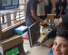 Colégio Estadual Ana Vanda Bassara realiza Feira Cultural Científica e Tecnológica