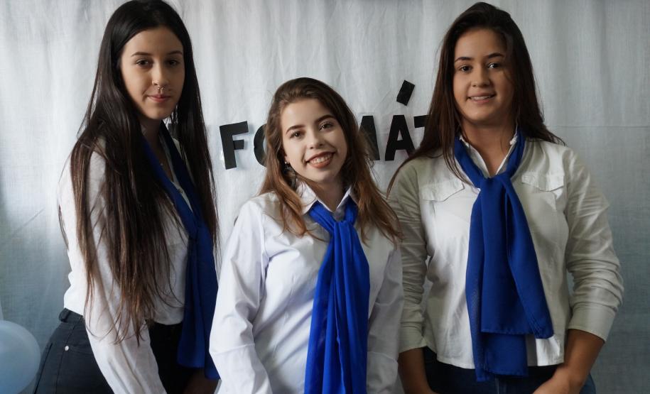 Palestra para o curso técnico de informática organizada em parceria com o curso técnico de secretariado do Colégio Estadual Francisco Carneiro Martins.