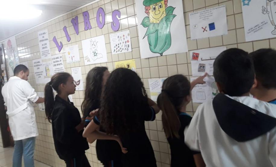 Projeto de leitura "A LEITURA LEVA AO INFINITO E ALÉM mmm.."