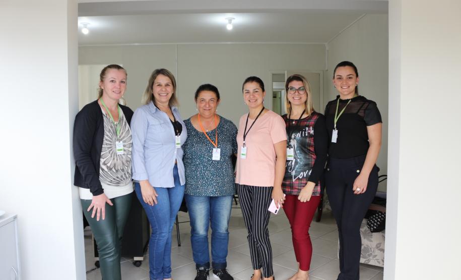 Visita técnica da Ouvidoria SEED ao NRE