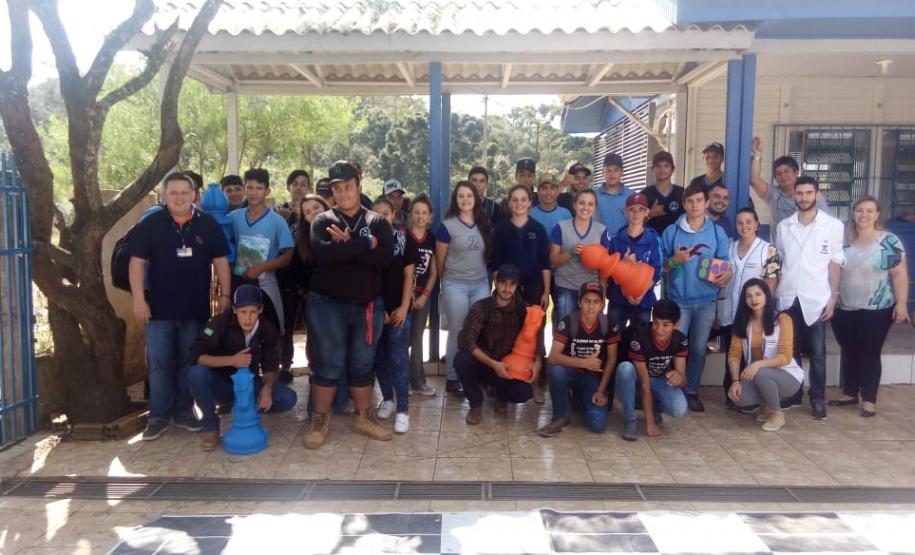 Comemoração ao “Dia Nacional da Matemática”, no Colégio Estadual do Campo Cornélio Pires Ribeiro