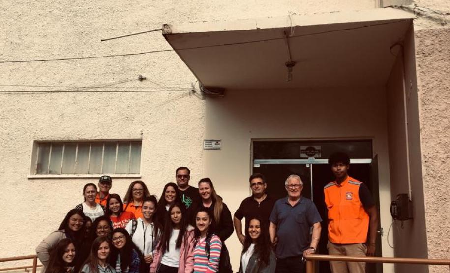 Alunos do curso Técnico em Meio Ambiente realizam saída de campo