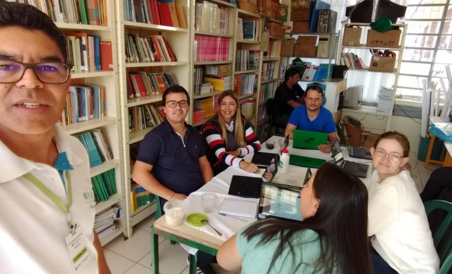 Formação Laboratório Móvel com professores do Colégio Antonia Ayres Antonichen