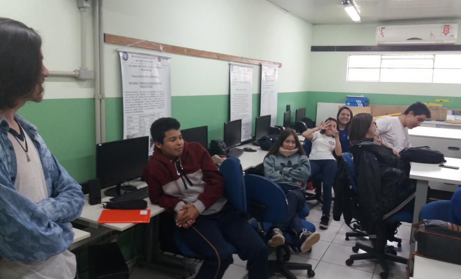 “Retalhos do Cotidiano: a filosofia para além da sala de aula”.