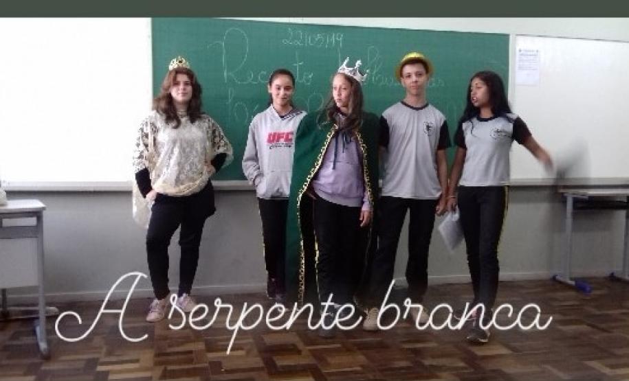 QUEM RECONTA UM CONTO MODIFICA ALGUM PONTO