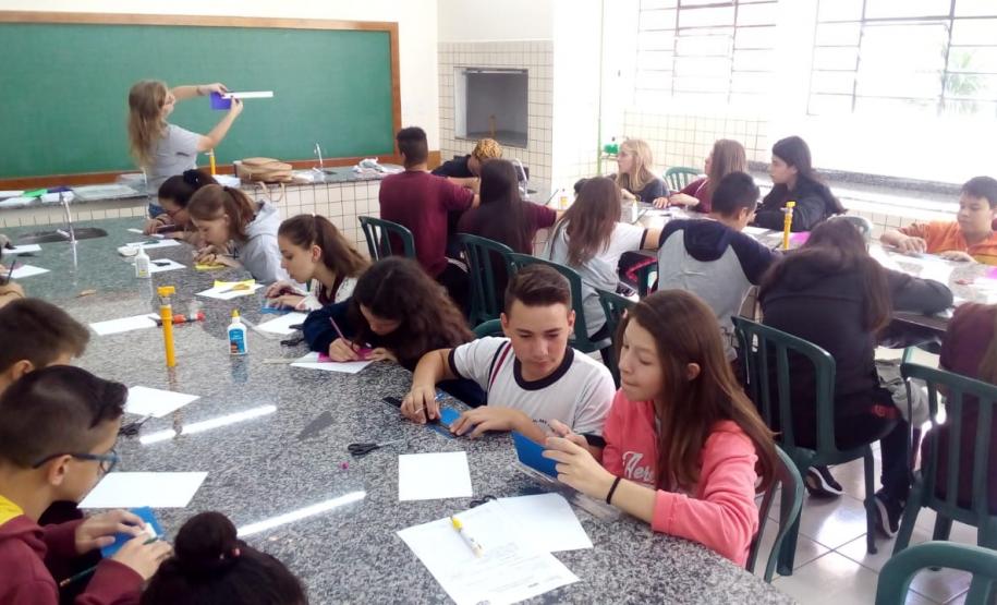 Semana Cultural no Colégio Est. Profª. Leni Marlene Jacob