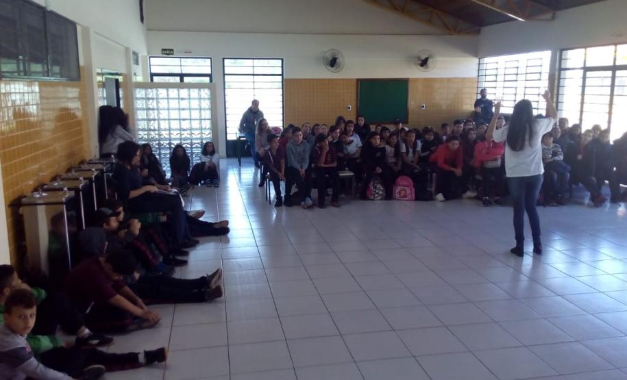 Semana Cultural no Colégio Est. Profª. Leni Marlene Jacob