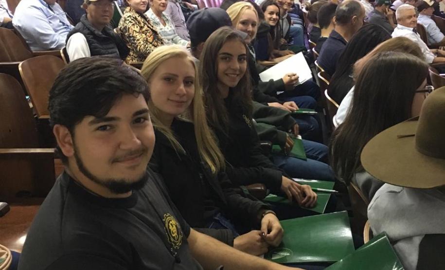 CEEP Arlindo Ribeiro representado no Fórum Regional Paraná livre da Febre Aftosa sem vacinação”