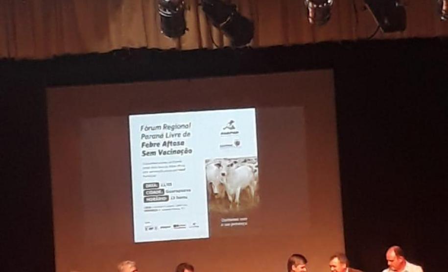 CEEP Arlindo Ribeiro representado no Fórum Regional Paraná livre da Febre Aftosa sem vacinação”