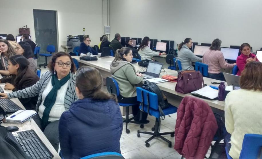 Formação Educação Especial com CRTE