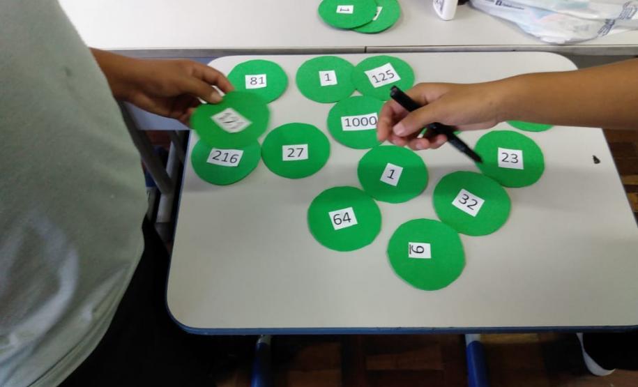 Jogos Matemáticos: da teoria à diversão!