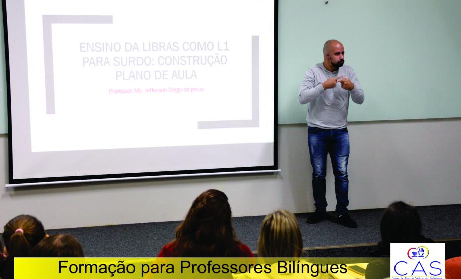 CAS Regional Oeste realizada 1ª Etapa da Formação para Professores Bilíngue