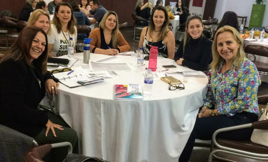 Encontro de Chefias dos Núcleos Regionais de Educação em Foz do Iguaçu