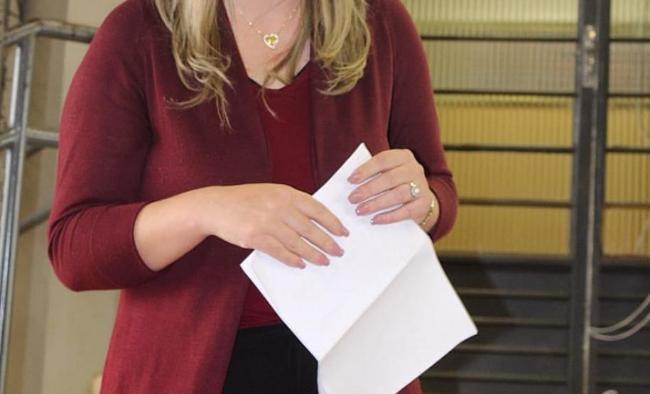 Projeto Social de parceria entre C.E. do Campo da Palmeirinha e Bandeira Batatas e Cereais visa combater a evasão escolar.