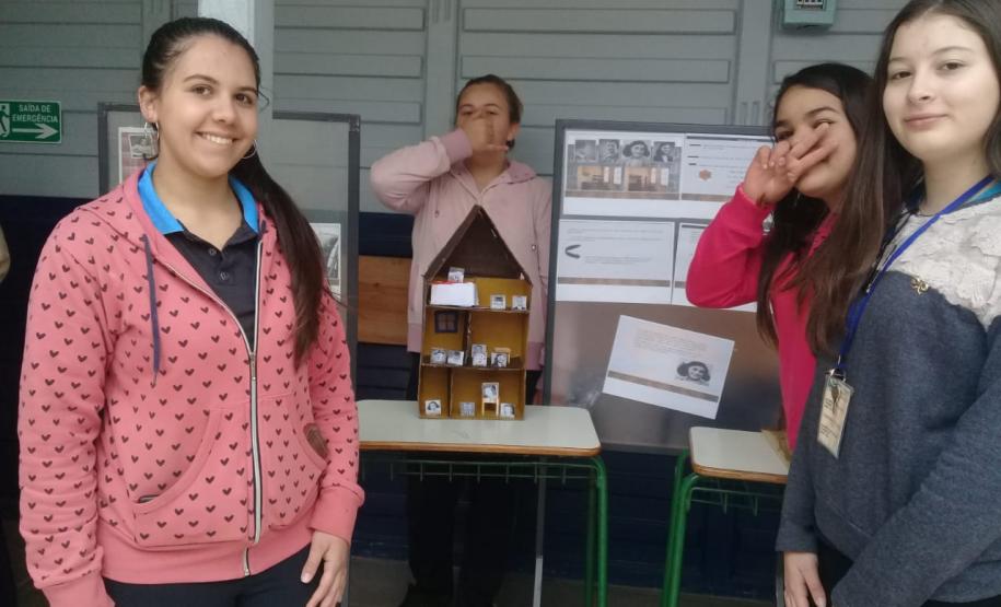 Leitura e exposição do Diário de Anne Frank: uma prática dos alunos do C.E. do Campo Izaltino R. Bastos
