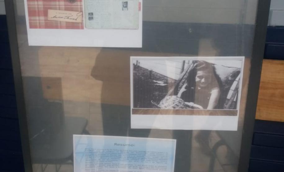Leitura e exposição do Diário de Anne Frank: uma prática dos alunos do C.E. do Campo Izaltino R. Bastos