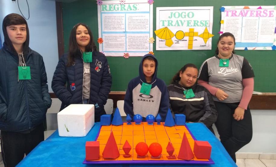 Feira do Conhecimento - Colégio Estadual Professora Dulce Maschio.