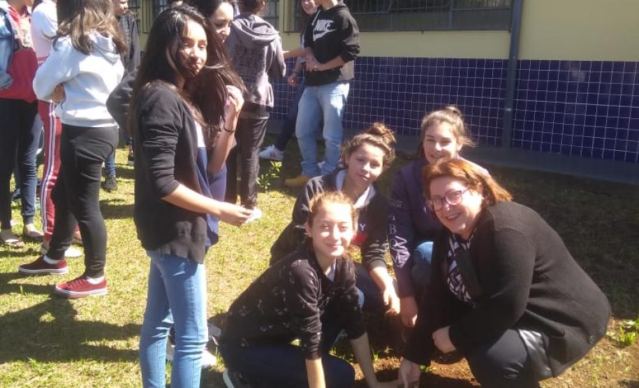 Instituições de Ensino do NRE Guarapuava participam do Programa Paraná Mais Verde