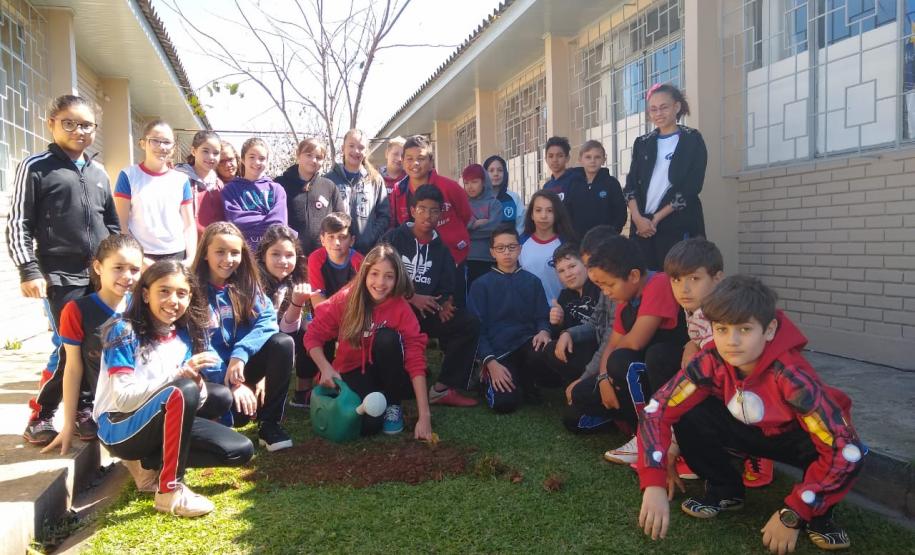 Instituições de Ensino do NRE Guarapuava participam do Programa Paraná Mais Verde