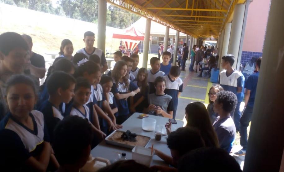 Feira do Conhecimento - C.E. Professores Edvaldo e Maria Janete Carneiro