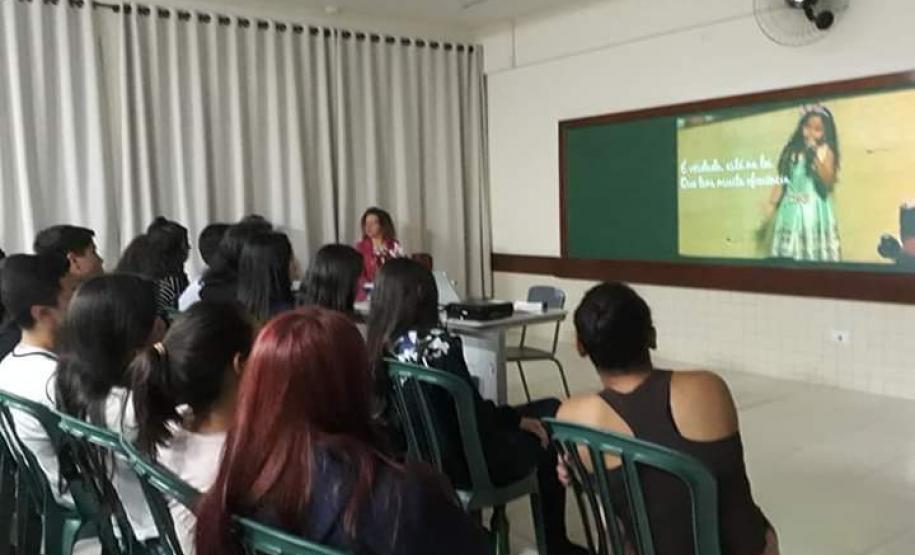Palestra sobre Feminicídio