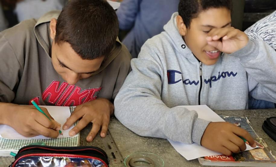 Estudando as estruturas do corpo humano sob o prisma evolutivo: prática dos alunos do C.E. Bibiana Bitencourt.