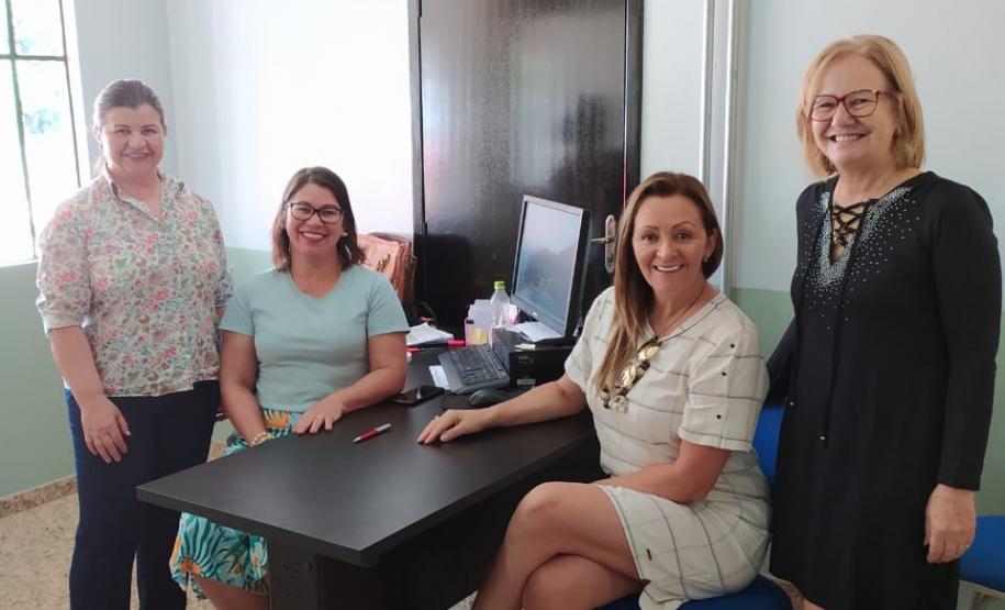 Alinhamento de trabalho: Chefia do NRE Guarapuava realiza visita no C.E. Procópio Ferreira Caldas